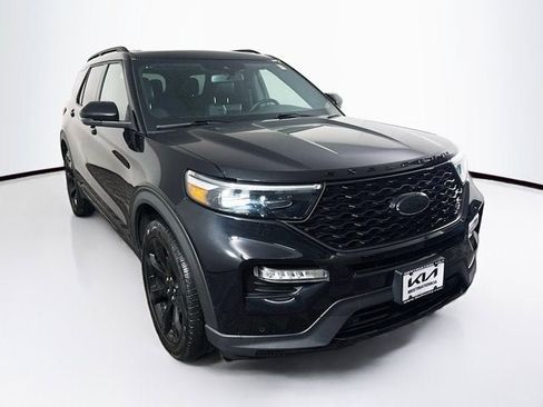 Used 2024 Ford Explorer ST w/ Equipment Group 401A image 3