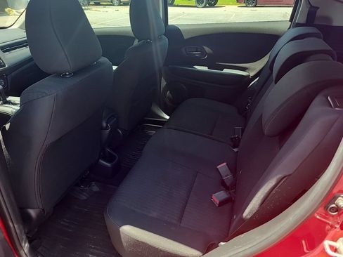 Used 2018 Honda HR-V LX image 8