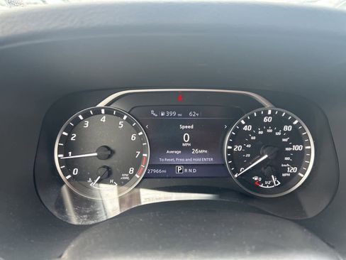 Used 2022 Nissan Frontier SV w/ Technology Package image 28