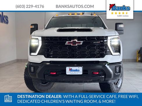 Certified 2024 Chevrolet Silverado 2500 ZR2 w/ Technology Package AWD/4WD image 3