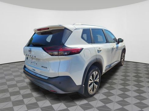 Certified 2023 Nissan Rogue SV w/ SV Premium Package AWD/4WD image 4
