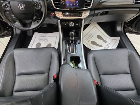 Used 2014 Honda Accord Touring image 26