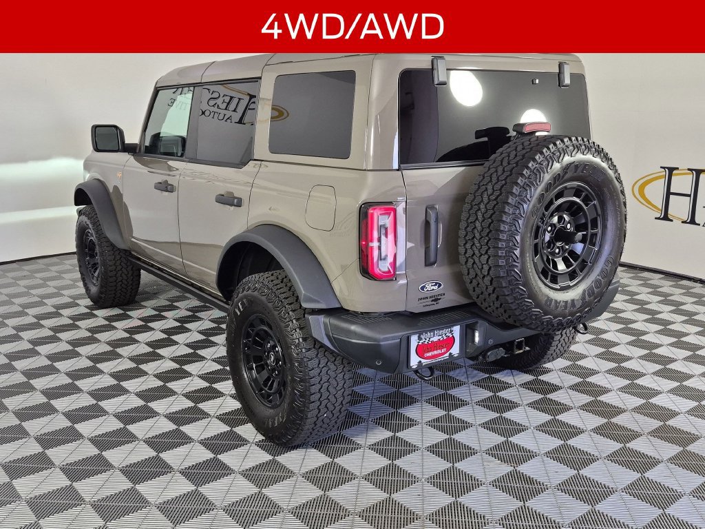 Used 2026 Ford Bronco Badlands AWD/4WD image 6
