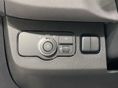 Used 2025 Mercedes-Benz Sprinter 2500 image 21