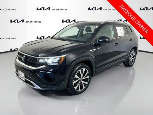Used 2023 Volkswagen Taos SE AWD/4WD image 4