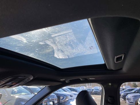 New 2026 Jeep Grand Cherokee Altitude image 8