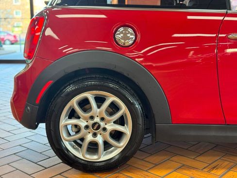 Used 2017 MINI Cooper S image 16