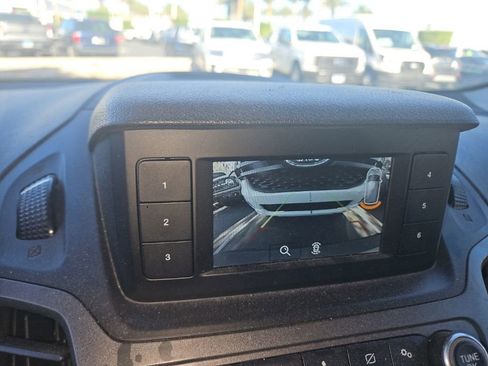 Used 2019 Ford Transit Connect XL FWD image 5