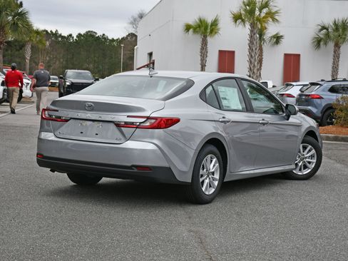 New 2026 Toyota Camry LE image 2