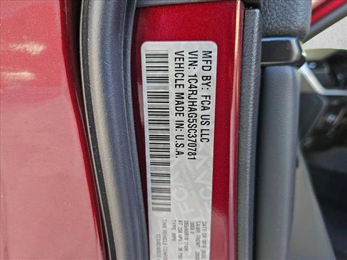 New 2025 Jeep Grand Cherokee Laredo X image 16