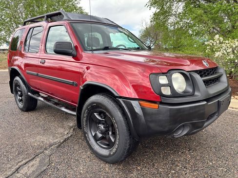 Used 2004 Nissan Xterra XE AWD/4WD image 3