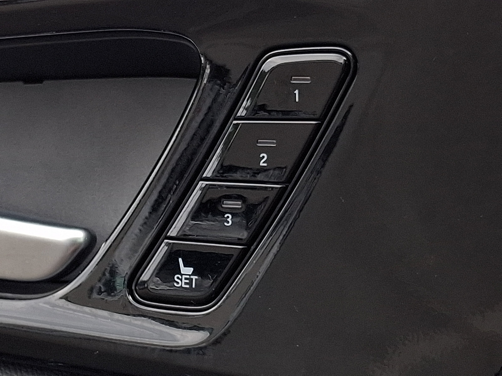 Certified 2024 Acura MDX SH-AWD image 25