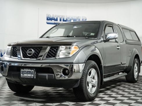 Used 2006 Nissan Frontier LE image 3