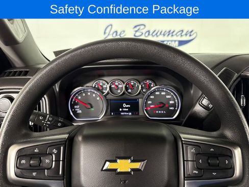 Used 2022 Chevrolet Silverado 1500 Custom w/ Safety Confidence Package AWD/4WD image 11