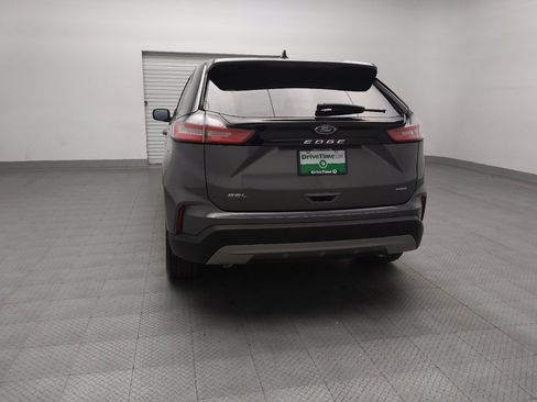 Used 2023 Ford Edge SEL image 6