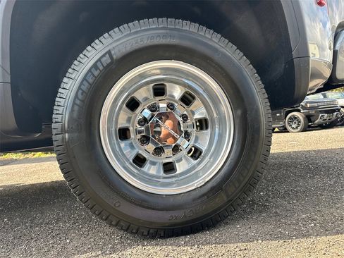 New 2026 GMC Sierra 3500 Denali w/ Denali Reserve Package image 20