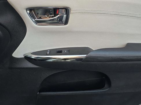 Used 2018 Toyota Avalon XLE Premium image 53