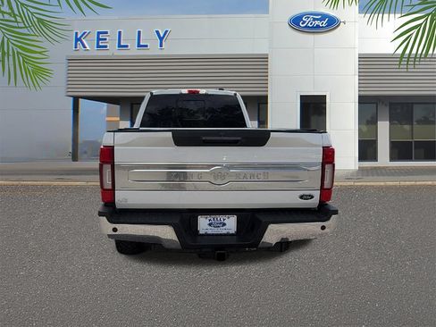 Used 2022 Ford F250 King Ranch w/ King Ranch Ultimate Package AWD/4WD image 4