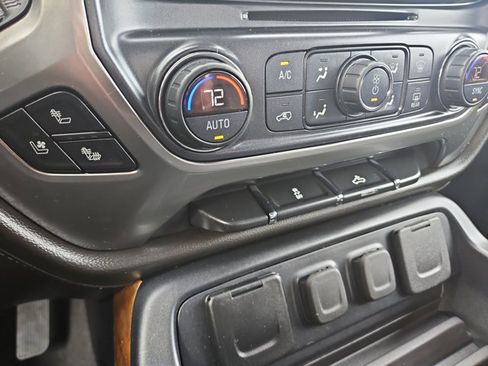 Used 2018 Chevrolet Silverado 1500 LTZ w/ Sport Package image 14