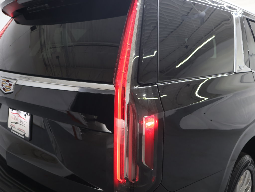 Used 2022 Cadillac Escalade Premium Luxury AWD/4WD image 34