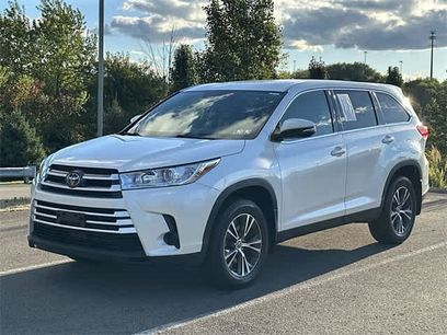 Used 2019 Toyota Highlander LE