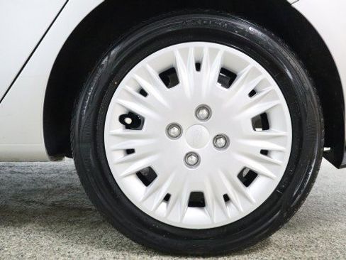 Used 2017 Ford Fiesta S image 19