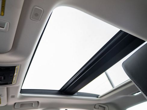 New 2025 Lexus ES 350 Luxury image 18