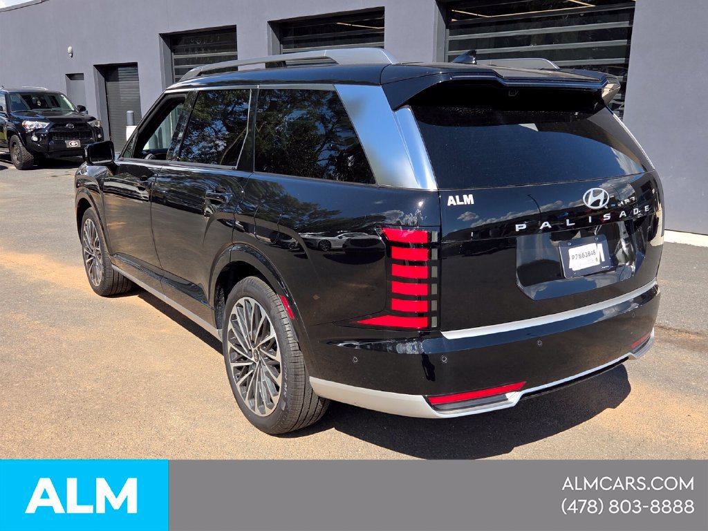 Used 2026 Hyundai Palisade Calligraphy FWD image 13