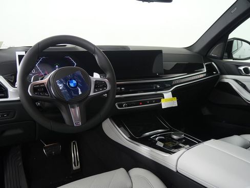 Used 2026 BMW X5 xDrive40i w/ M Sport Package AWD/4WD image 18