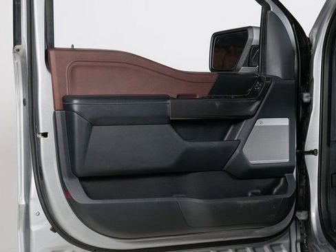 Used 2022 Ford F150 Lariat w/ Equipment Group 502A High image 25