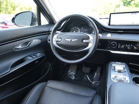 Used 2025 Genesis GV70 2.5T AWD/4WD image 15
