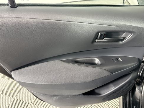 Used 2026 Toyota Corolla LE FWD image 23