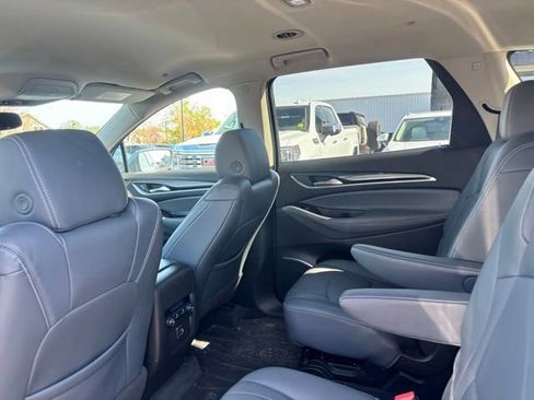 Used 2019 Buick Enclave Essence w/ Trailering Package, 5000 lbs. AWD/4WD image 11