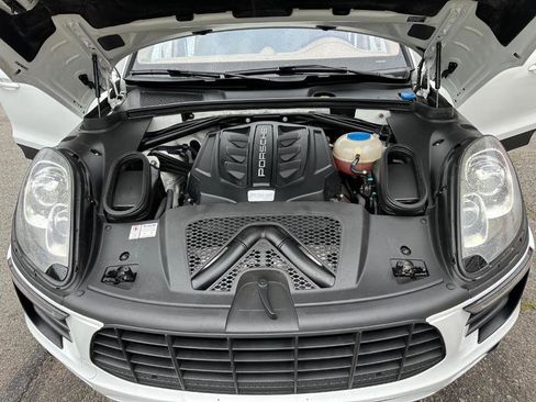 Used 2015 Porsche Macan S image 34