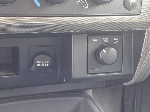 Used 2007 Dodge Dakota SLT w/ Trailer Tow Group image 14