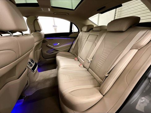 Used 2015 Mercedes-Benz S 550 4MATIC Sedan image 25