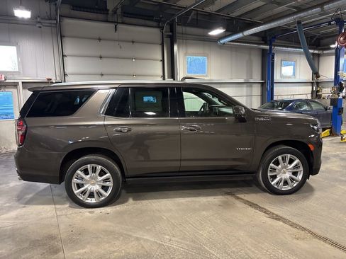 Certified 2021 Chevrolet Tahoe High Country w/ Premium Package image 6