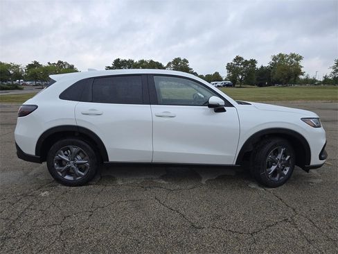 New 2026 Honda HR-V LX image 19