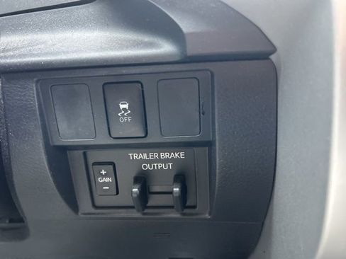 Used 2018 Toyota Tundra SR5 image 19