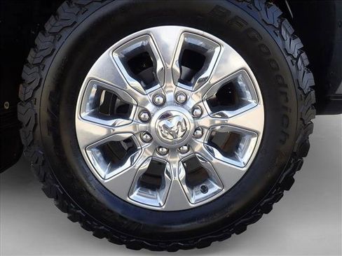 Used 2024 RAM 3500 Limited AWD/4WD image 7