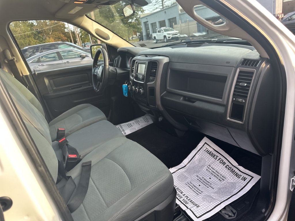 Used 2017 RAM 1500 Express AWD/4WD image 20