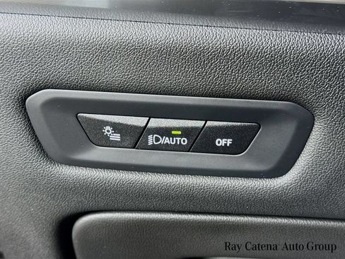 Used 2026 BMW X5 xDrive40i w/ M Sport Package AWD/4WD image 10