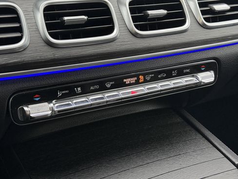 Used 2023 Mercedes-Benz GLE 350 4MATIC w/ AMG Line Exterior image 24