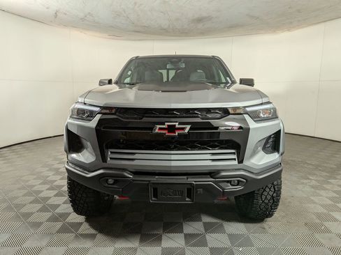 New 2026 Chevrolet Colorado ZR2 AWD/4WD image 2