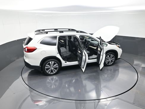 Used 2022 Subaru Ascent Limited w/ Technology Package image 14