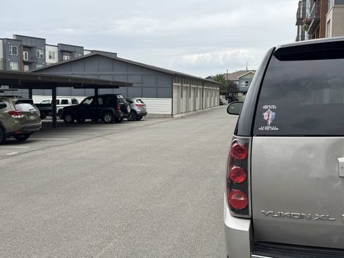 Used 2007 GMC Yukon XL Denali AWD/4WD image 5