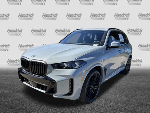 Used 2026 BMW X5 xDrive40i w/ M Sport Package image 5