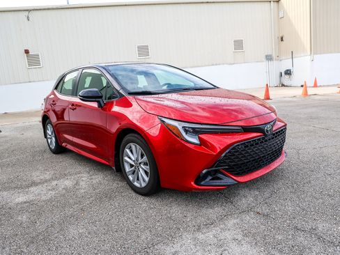 Certified 2024 Toyota Corolla SE FWD image 6