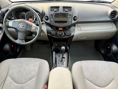 Used 2011 Toyota RAV4 w/ Base L4 Extra Value Pkg image 9