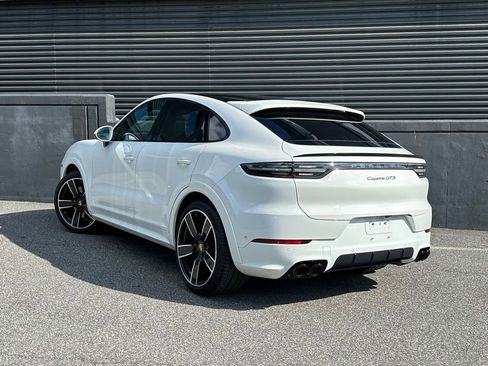 Certified 2023 Porsche Cayenne GTS image 3